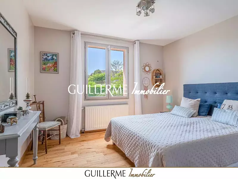 Maison, 168 m²