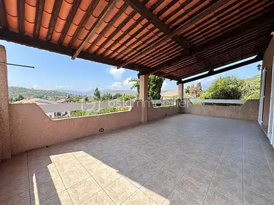 Maison, 187 m²