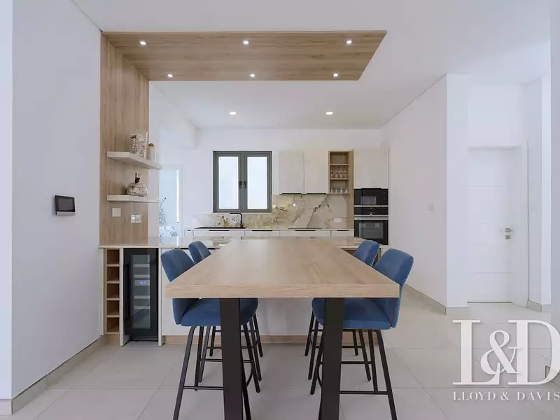 Appartement, 215 m²