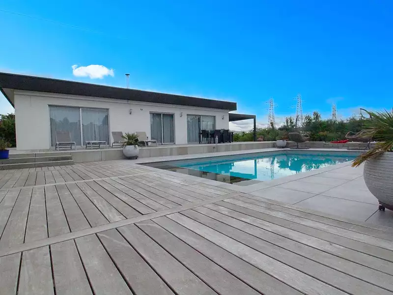 Maison, 220 m²