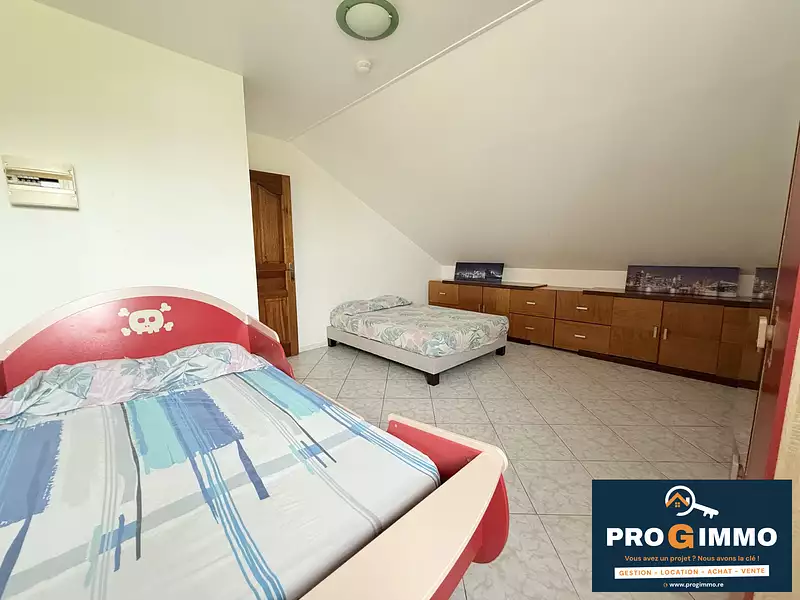 Maison, 250 m²
