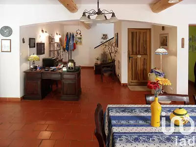 Maison, 341 m²