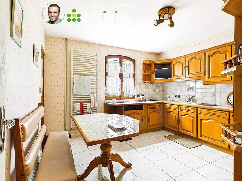 Maison, 190 m²