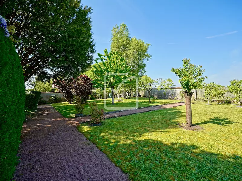 Maison, 310 m²
