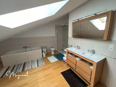 Maison, 217 m²