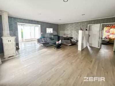 Maison, 115 m²