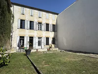 Maison, 224 m²