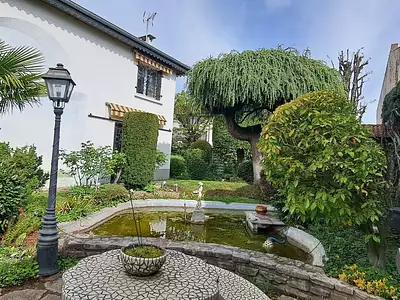 Maison, 210 m²