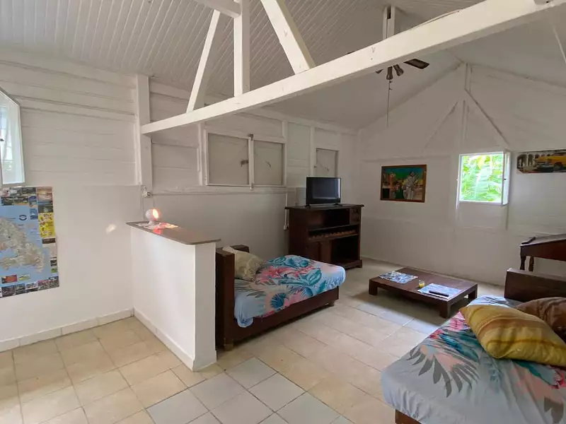 Immeuble, 648 m²