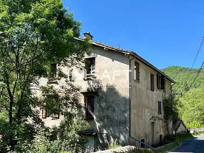 Maison, 242 m²