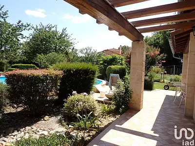 Maison, 161 m²