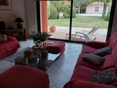 Maison, 180 m²