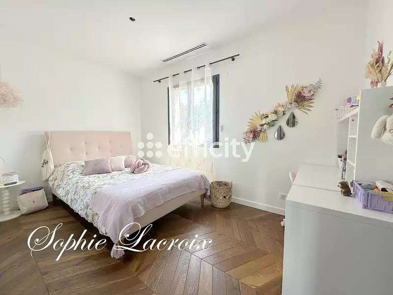 Maison, 191 m²