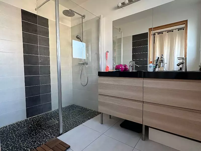 Maison, 147 m²