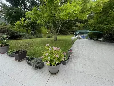 Maison, 255 m²
