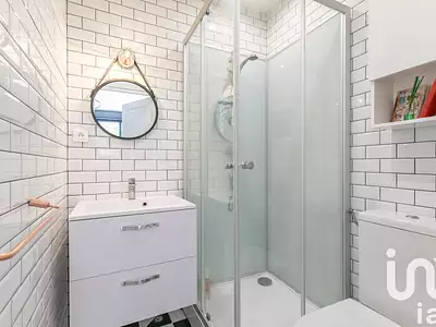 Maison, 252 m²