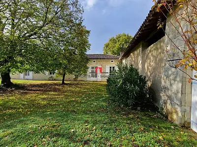 Maison, 285 m²