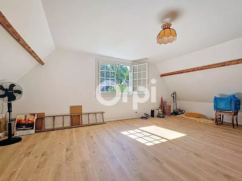 Maison, 174 m²