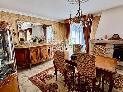 Maison, 180 m²