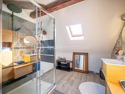 Maison, 303 m²