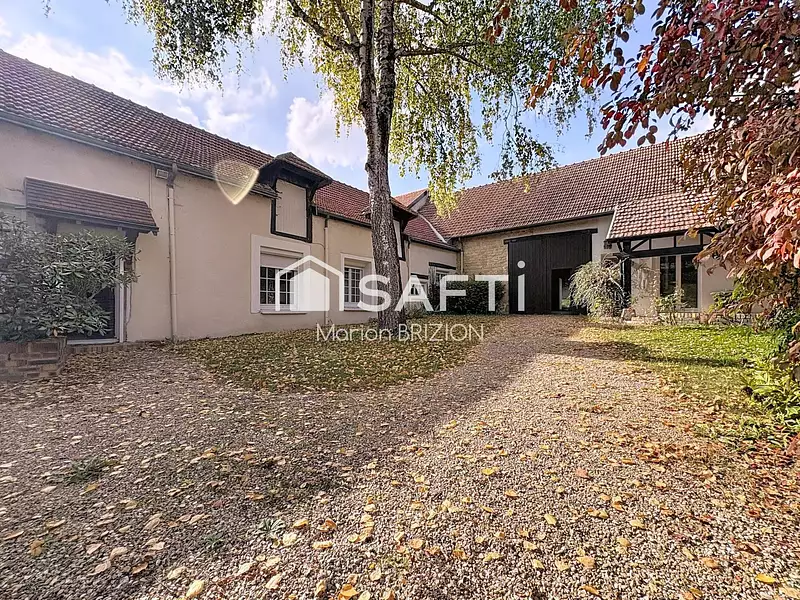 Maison, 142 m²