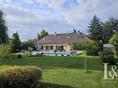 Maison, 269 m²