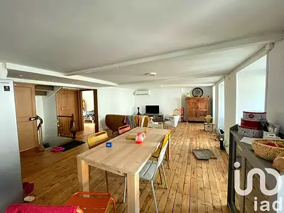 Immeuble, 300 m²