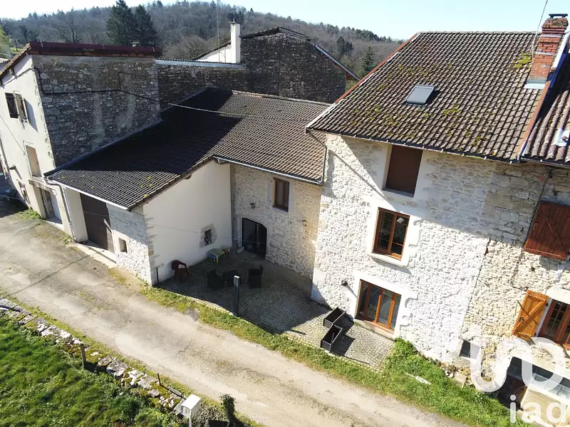 Maison, 210 m²