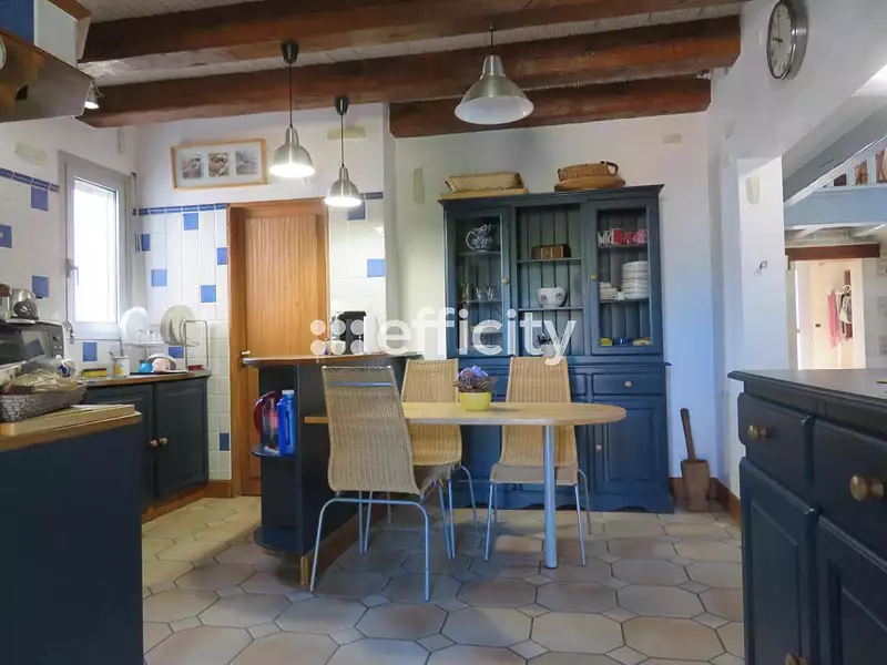 Maison, 212 m²