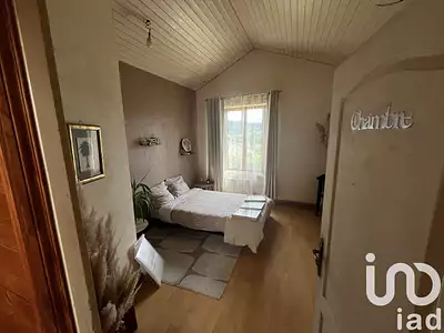 Maison, 215 m²