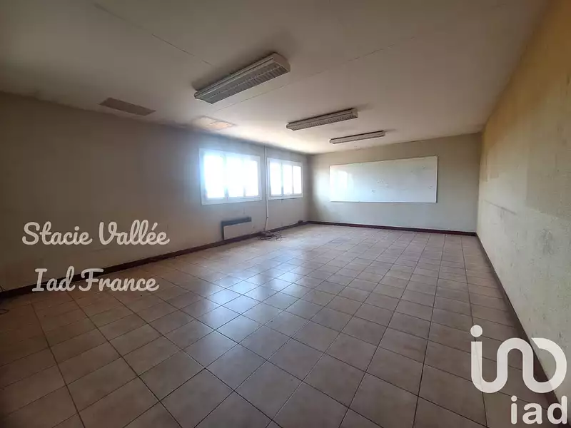 Immeuble, 4 584 m²