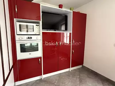 Maison, 185 m²