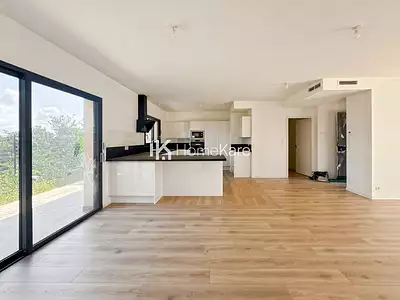 Maison, 122 m²