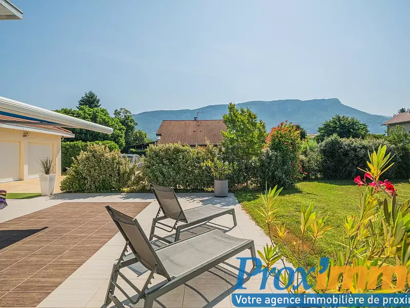 Maison, 233 m²