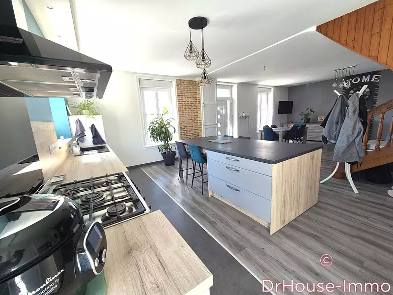Maison, 143 m²