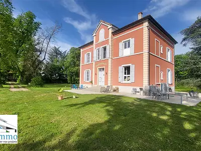 Maison, 250 m²