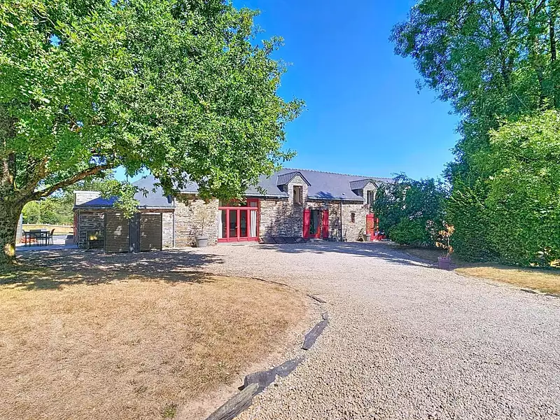 Maison, 216 m²