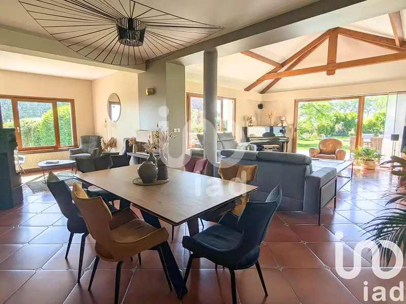 Maison, 195 m²