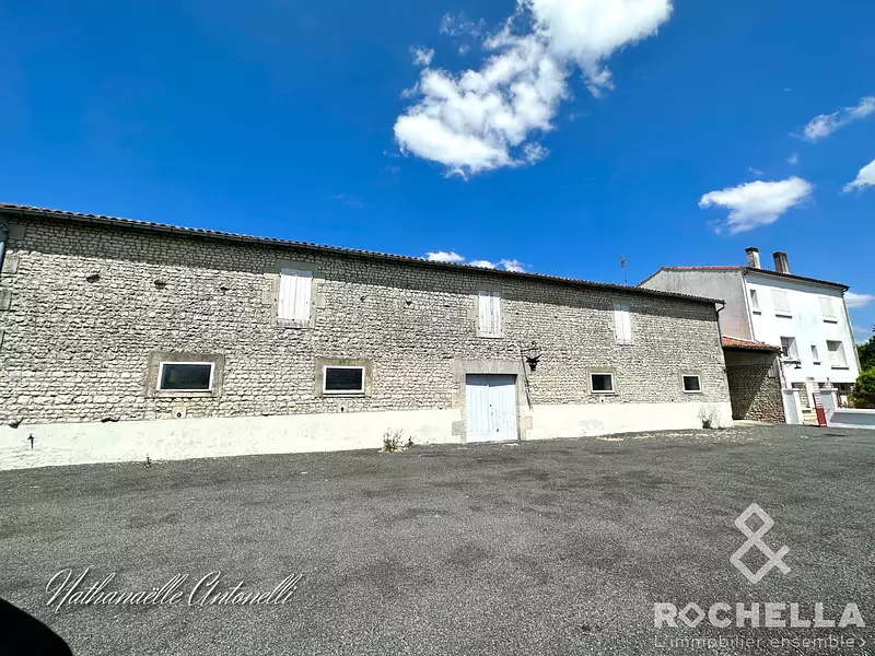 Maison, 233 m²