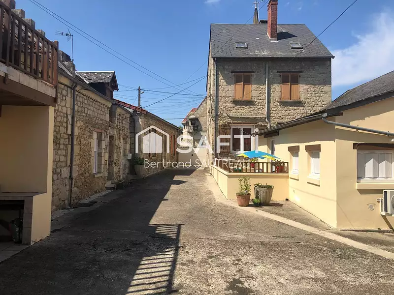 Immeuble, 568 m²