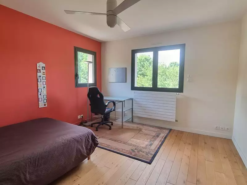 Maison, 255 m²