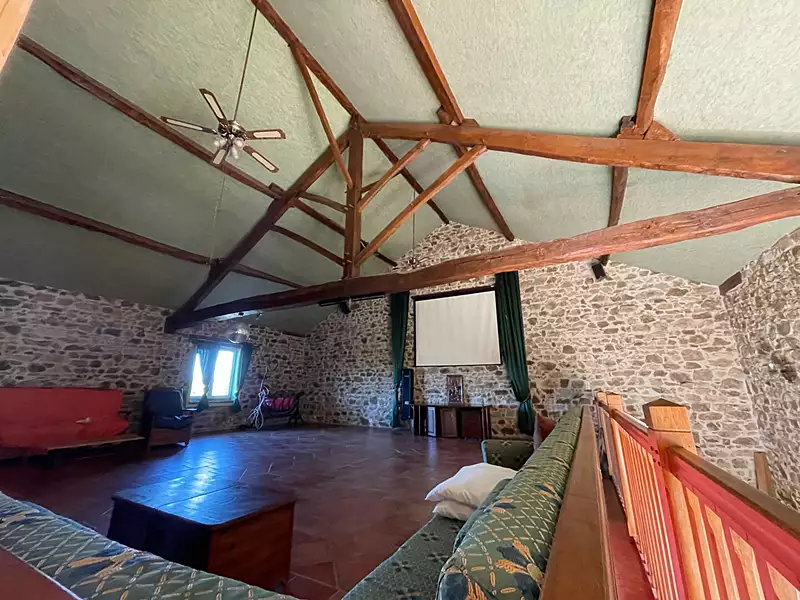Maison, 600 m²