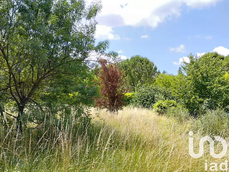 Terrain, 745 m²