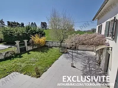 Maison, 256 m²