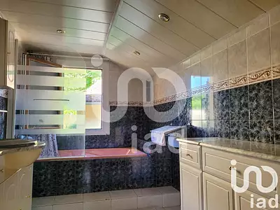 Maison, 94 m²