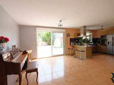 Maison, 97 m²