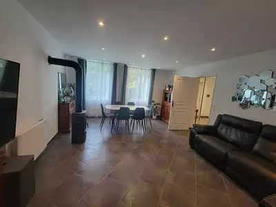 Maison, 215 m²