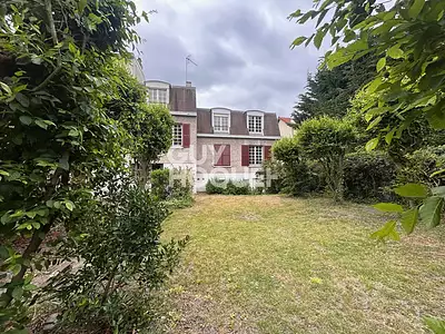 Maison, 190 m²