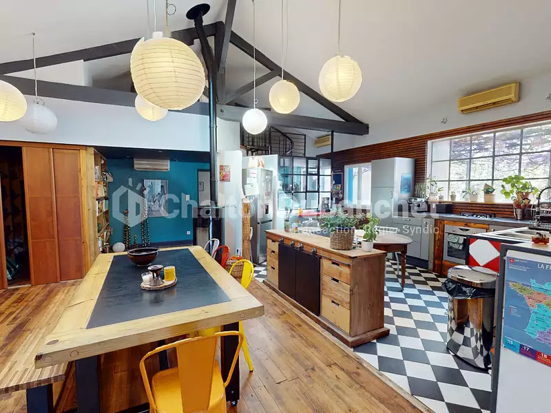 Maison, 200 m²