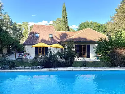 Maison, 195 m²